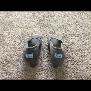 Toms Wedge